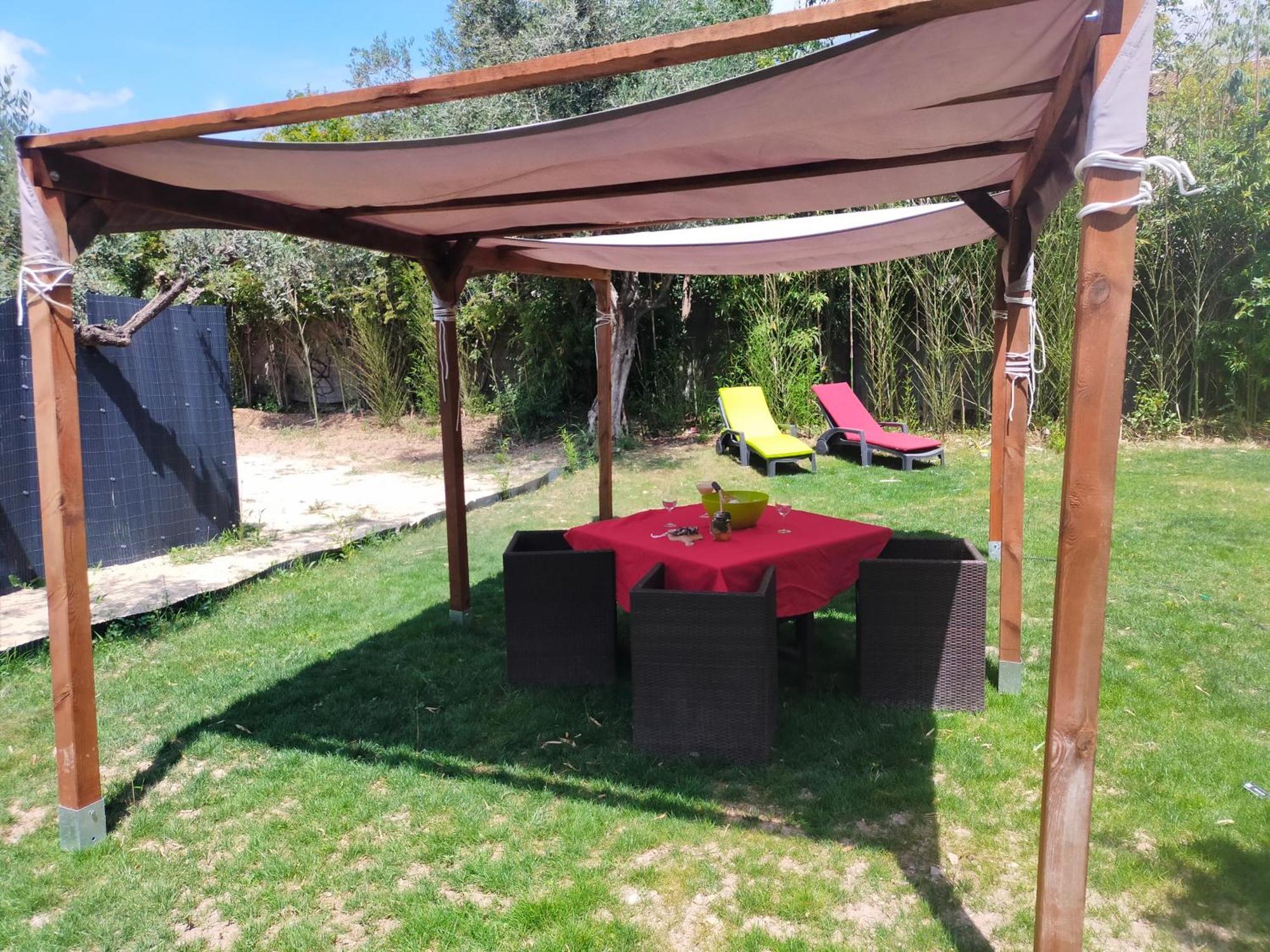 Villa Caremeau 2 Nimes Bagian luar foto